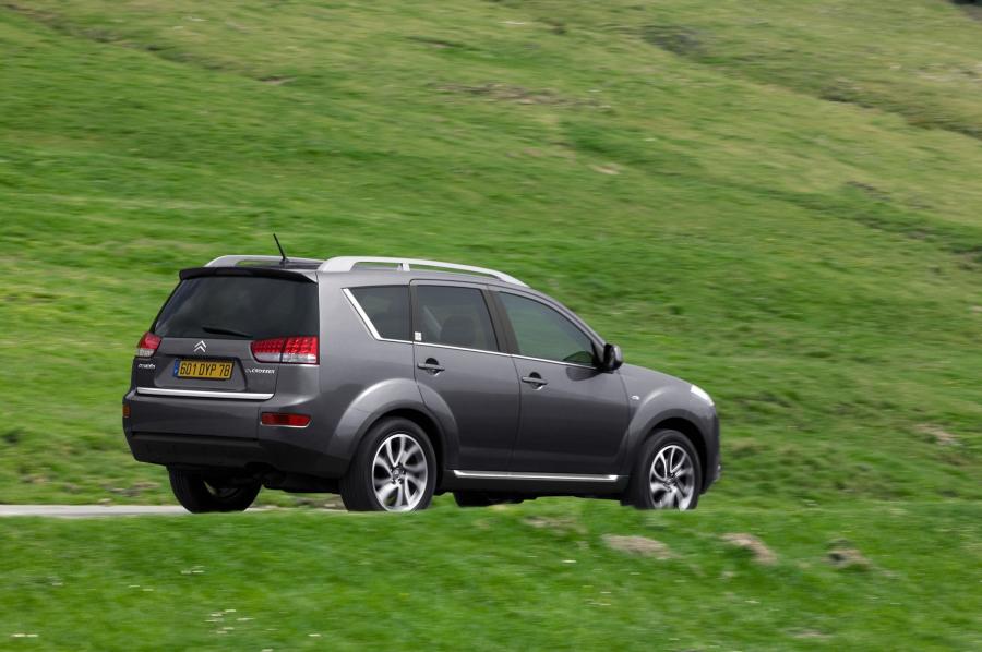  Citroen C-Crosser 2008 года  (фото 23 из 144)